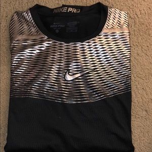 Men’s Nike pro T-shirt